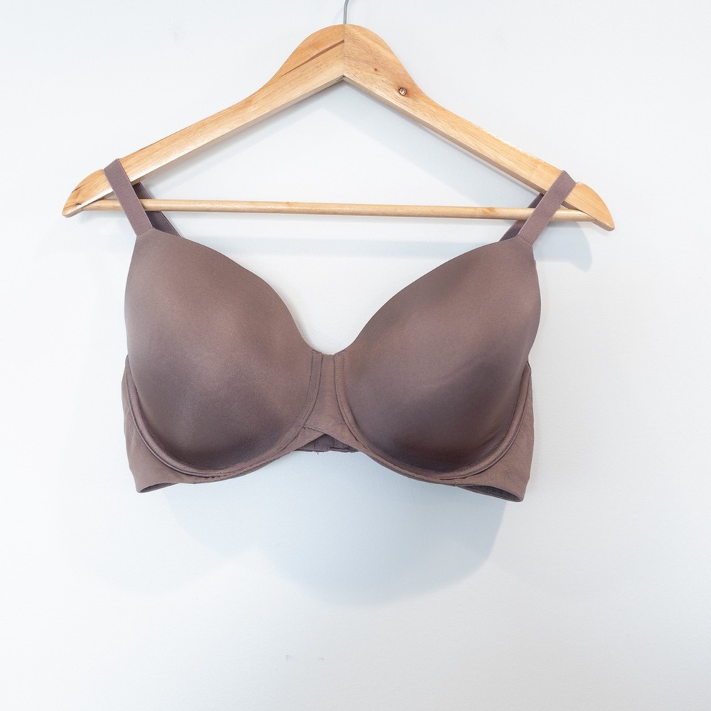 Wacoal Mesh Structured Back Underwire Padded Mold… - image 1